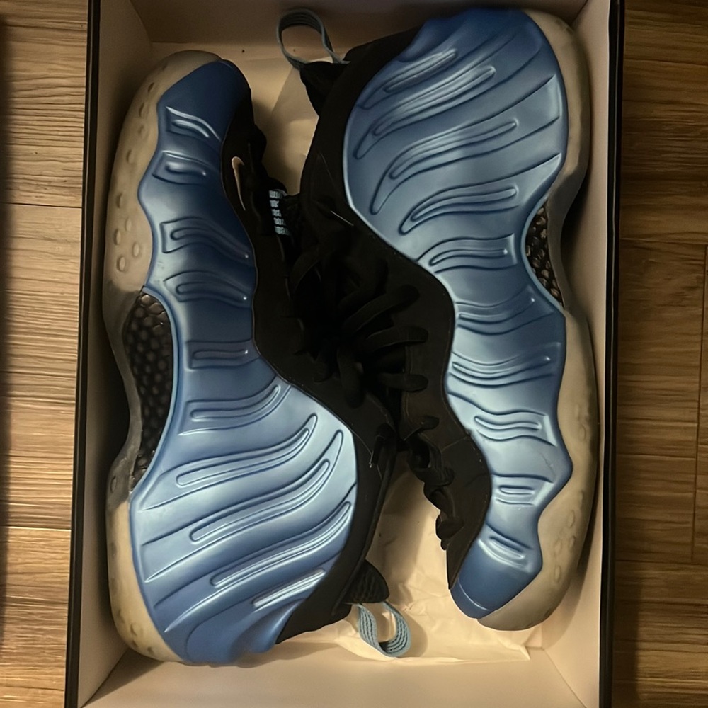 Nike Air Foamposite One University Blue